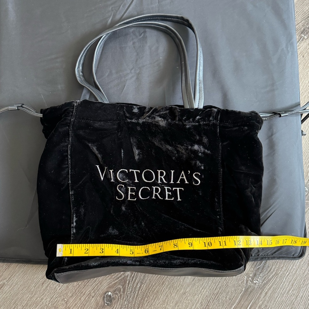 NEW Victoria's Secret Black Velvet and Bling Tote Bag